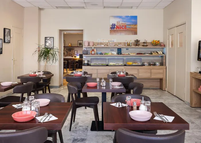 Locarno 3* Ницца