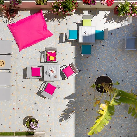 Hotel Locarno Niza