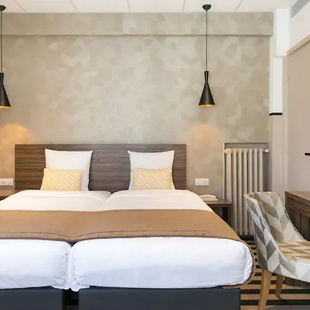 Hotel Locarno Niza